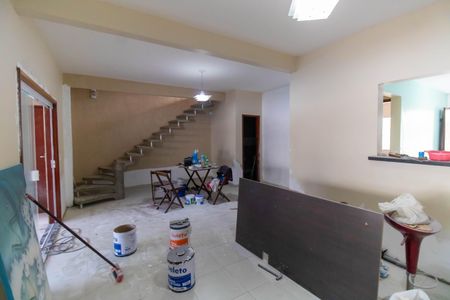 Sala de casa à venda com 3 quartos, 150m² em Serra Grande, Niterói