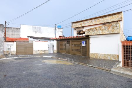 Casa à venda com 350m², 2 quartos e 5 vagasFachada do imóvel
