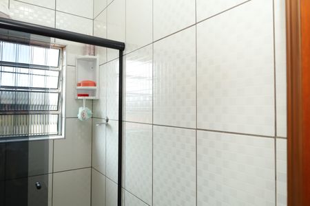 Casa à venda com 350m², 2 quartos e 5 vagasBanheiro 1