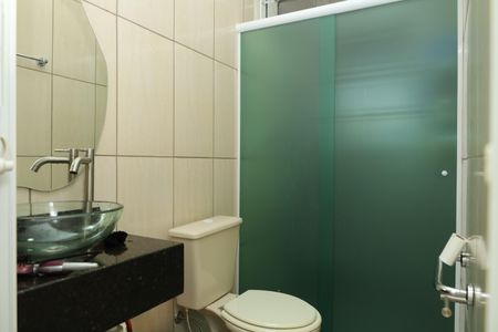 Casa à venda com 350m², 2 quartos e 5 vagasBanheiro 2