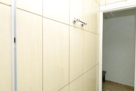 Casa à venda com 350m², 2 quartos e 5 vagasBanheiro 2