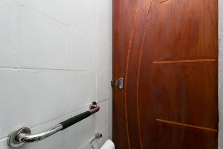 Apartamento à venda com 55m², 2 quartos e 1 vaga Apartamento à venda com 55m², 2 quartos e 1 vagaBanheiro