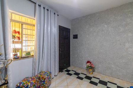 Casa à venda com 350m², 4 quartos e 2 vagasSala