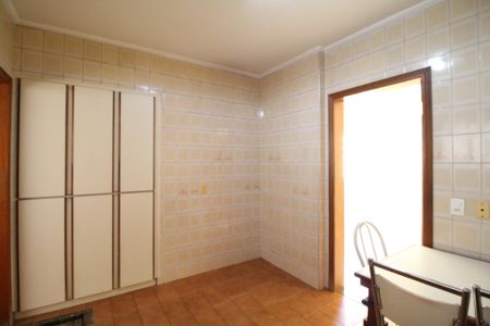 Cozinha de apartamento à venda com 3 quartos, 137m² em Santo Antônio, São Caetano do Sul