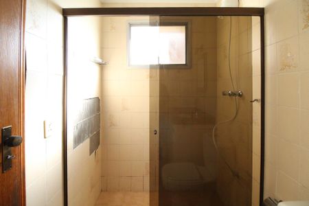 Apartamento à venda com 137m², 3 quartos e 1 vaga Apartamento à venda com 137m², 3 quartos e 1 vagaBanheiro da Suíte