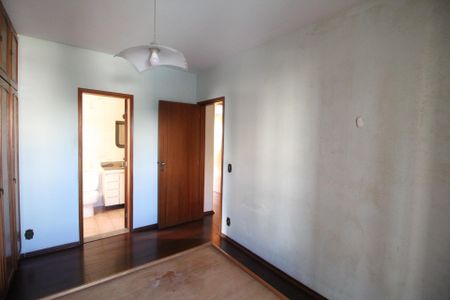 Apartamento à venda com 137m², 3 quartos e 1 vaga Apartamento à venda com 137m², 3 quartos e 1 vagaSuíte