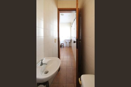 Apartamento à venda com 137m², 3 quartos e 1 vaga Apartamento à venda com 137m², 3 quartos e 1 vagaBanheiro de Serviço