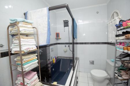 Casa para alugar com 180m², 3 quartos e 3 vagasBanheiro