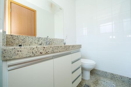 Apartamento à venda com 106m², 3 quartos e 3 vagasBANHEIRO1