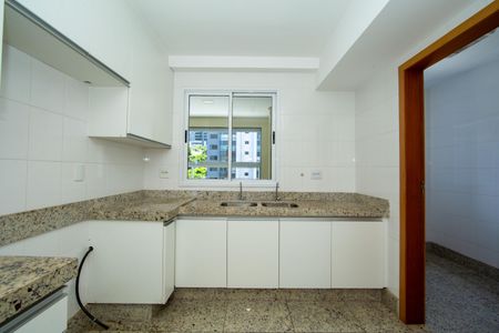 Apartamento à venda com 106m², 3 quartos e 3 vagasCOZINHA