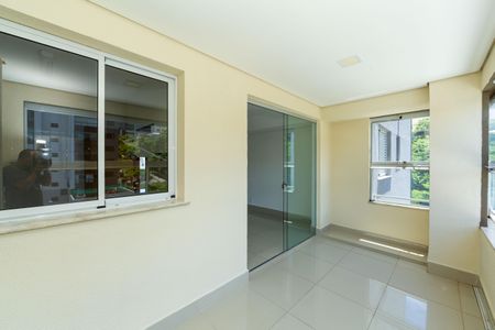 VARANDA GOURMET de apartamento à venda com 3 quartos, 106m² em Buritis, Belo Horizonte