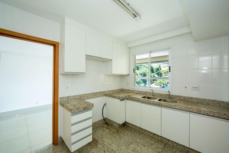 Apartamento à venda com 106m², 3 quartos e 3 vagasCOZINHA