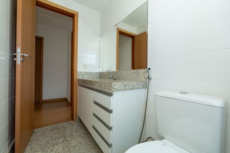 Apartamento à venda com 106m², 3 quartos e 3 vagasBANHEIRO2