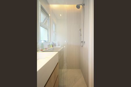 Casa de condomínio à venda com 200m², 3 quartos e 2 vagasBanheiro Suíte 