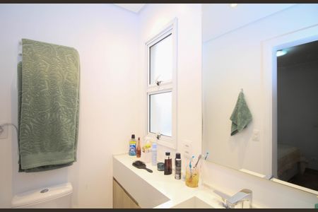 Casa de condomínio à venda com 200m², 3 quartos e 2 vagasBanheiro Suíte 