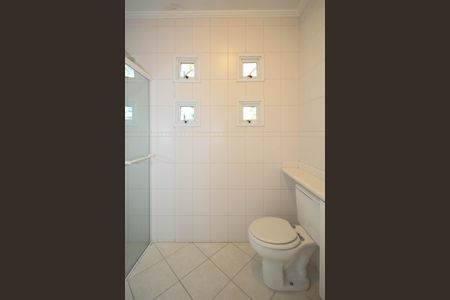 Casa de condomínio à venda com 200m², 3 quartos e 2 vagasBanheiro Social