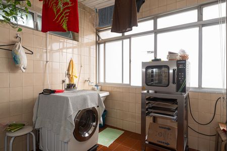 Apartamento à venda com 130m², 3 quartos e 1 vagaÁrea de Serviço