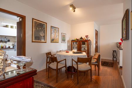 Apartamento à venda com 130m², 3 quartos e 1 vagaSala de Jantar