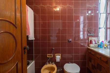 Apartamento à venda com 130m², 3 quartos e 1 vagaBanheiro da Suíte