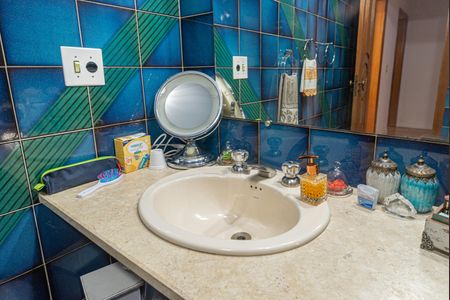 Apartamento à venda com 130m², 3 quartos e 1 vagaBanheiro 2