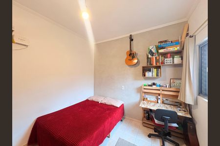 Casa à venda com 250m², 4 quartos e 4 vagasQuarto 2