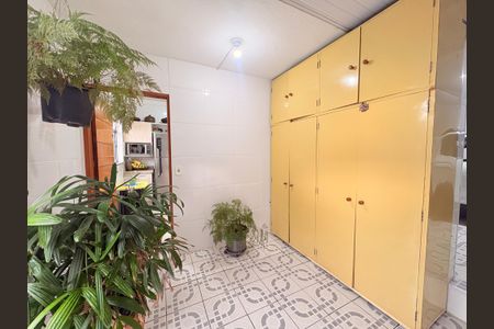 Casa à venda com 250m², 4 quartos e 4 vagasÁrea de Serviço