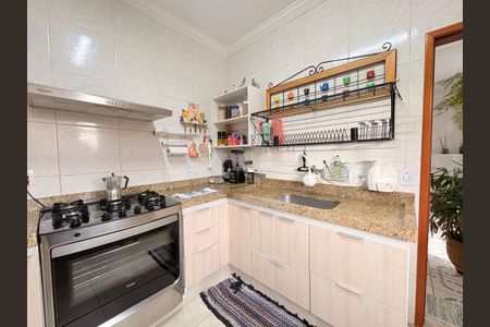 Casa à venda com 250m², 4 quartos e 4 vagasCozinha