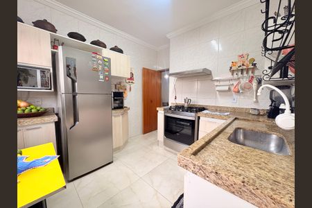 Casa à venda com 250m², 4 quartos e 4 vagasCozinha