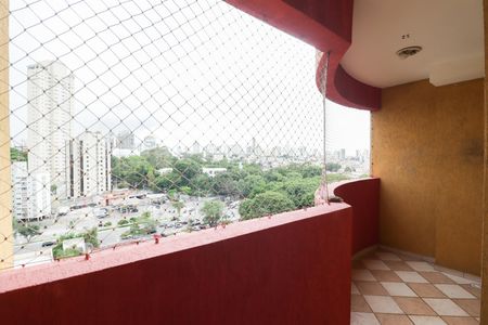 Apartamento à venda com 78m², 3 quartos e 2 vagasVaranda