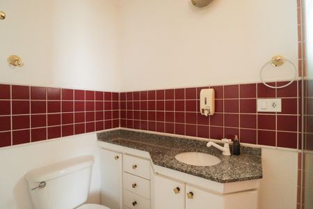 Apartamento à venda com 78m², 3 quartos e 2 vagasBanheiro da Suíte