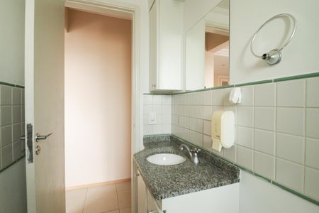 Apartamento à venda com 78m², 3 quartos e 2 vagasBanheiro Social