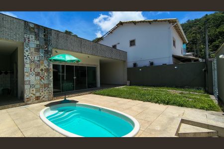 Casa de condomínio para alugar com 288m², 3 quartos e 4 vagas Casa de condomínio para alugar com 288m², 3 quartos e 4 vagasQuintal