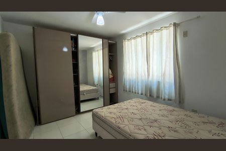 Casa de condomínio para alugar com 288m², 3 quartos e 4 vagas Casa de condomínio para alugar com 288m², 3 quartos e 4 vagasSuíte 3