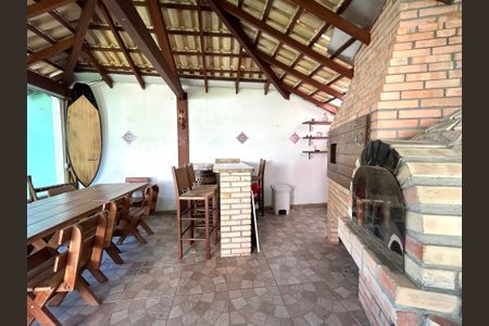 Casa para alugar com 180m², 4 quartos e 4 vagasÁrea gourmet 