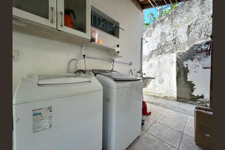 Casa para alugar com 180m², 4 quartos e 4 vagasÁrea de Serviço