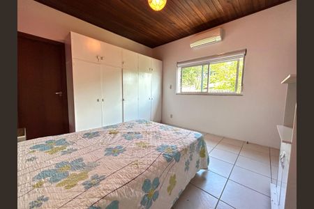 Casa para alugar com 180m², 4 quartos e 4 vagasSuíte 2