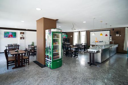 Apartamento para alugar com 25m², 1 quarto e 1 vaga Apartamento para alugar com 25m², 1 quarto e 1 vagaRestaurante