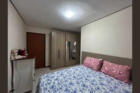 Casa à venda com 120m², 3 quartos e 2 vagas Casa à venda com 120m², 3 quartos e 2 vagasSuíte