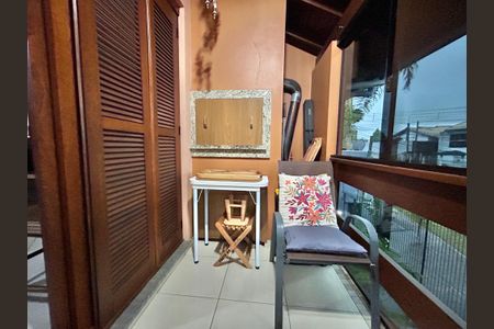 Casa à venda com 120m², 3 quartos e 2 vagas