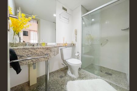 Banheiro de kitnet/studio à venda com 1 quarto, 35m² em Vila Osasco, Osasco