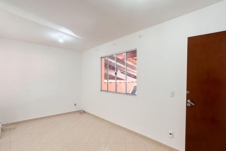 Sala de casa de condomínio para alugar com 3 quartos, 107m² em Jardim das Quatro Marias, São Bernardo do Campo
