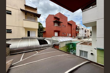 Casa de condomínio à venda com 127m², 3 quartos e 2 vagasVista Quarto 2