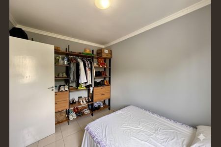 Casa de condomínio à venda com 127m², 3 quartos e 2 vagasQuarto 3