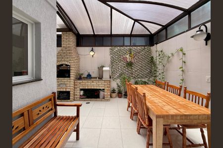 Casa de condomínio à venda com 127m², 3 quartos e 2 vagasEspaço Gourmet 