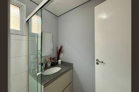 Casa de condomínio à venda com 127m², 3 quartos e 2 vagasBanheiro Social 