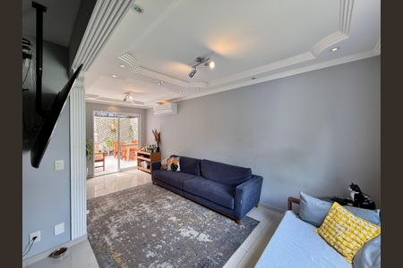 Sala  de casa de condomínio à venda com 3 quartos, 127m² em Jardim São Luís, São Paulo