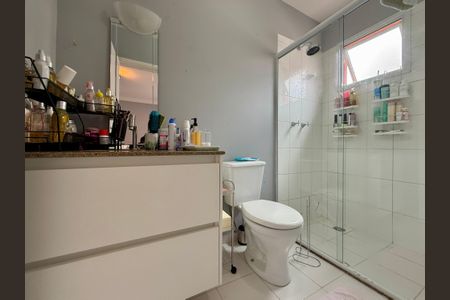 Casa de condomínio à venda com 127m², 3 quartos e 2 vagasBanheiro Suite 