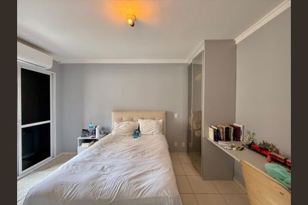 Casa de condomínio à venda com 127m², 3 quartos e 2 vagasSuíte 