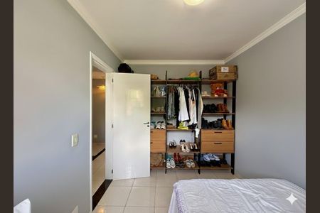 Casa de condomínio à venda com 127m², 3 quartos e 2 vagasQuarto 3