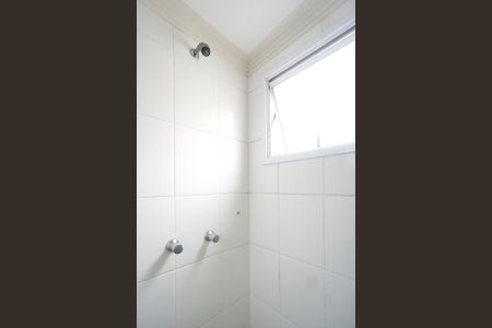 Apartamento para alugar com 54m², 2 quartos e 1 vagaChuveiro